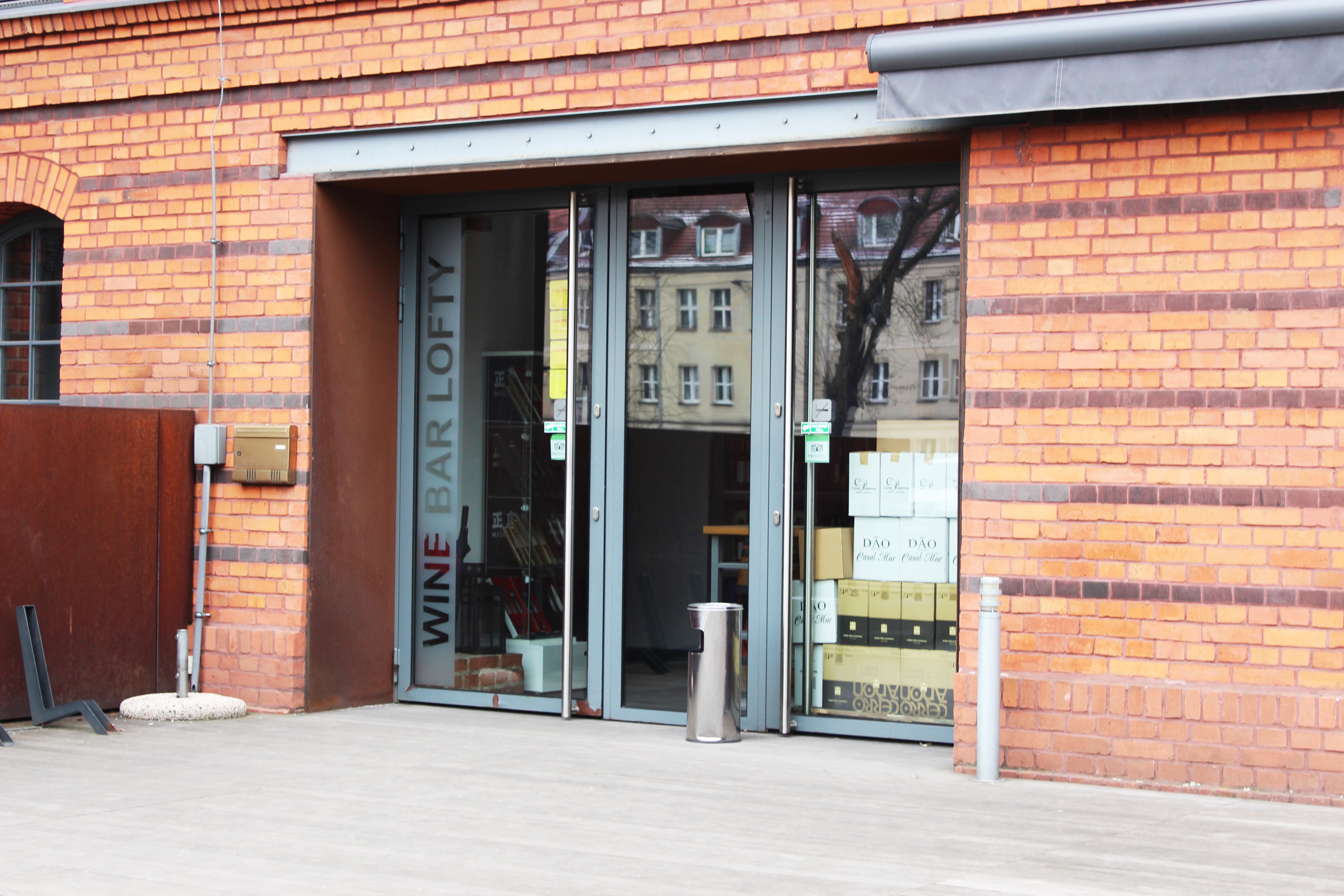 Wine Bar Lofty