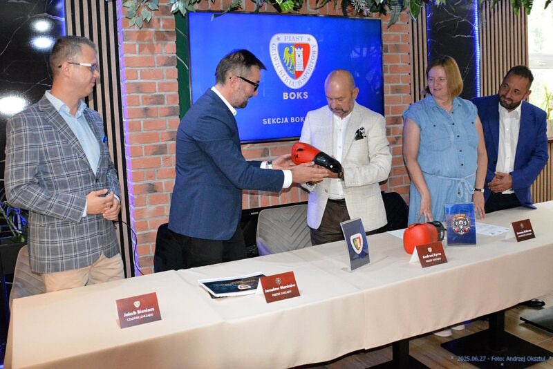 Fot. A. Oksztul/ piast.gliwice.pl Podpisanie porozumienia