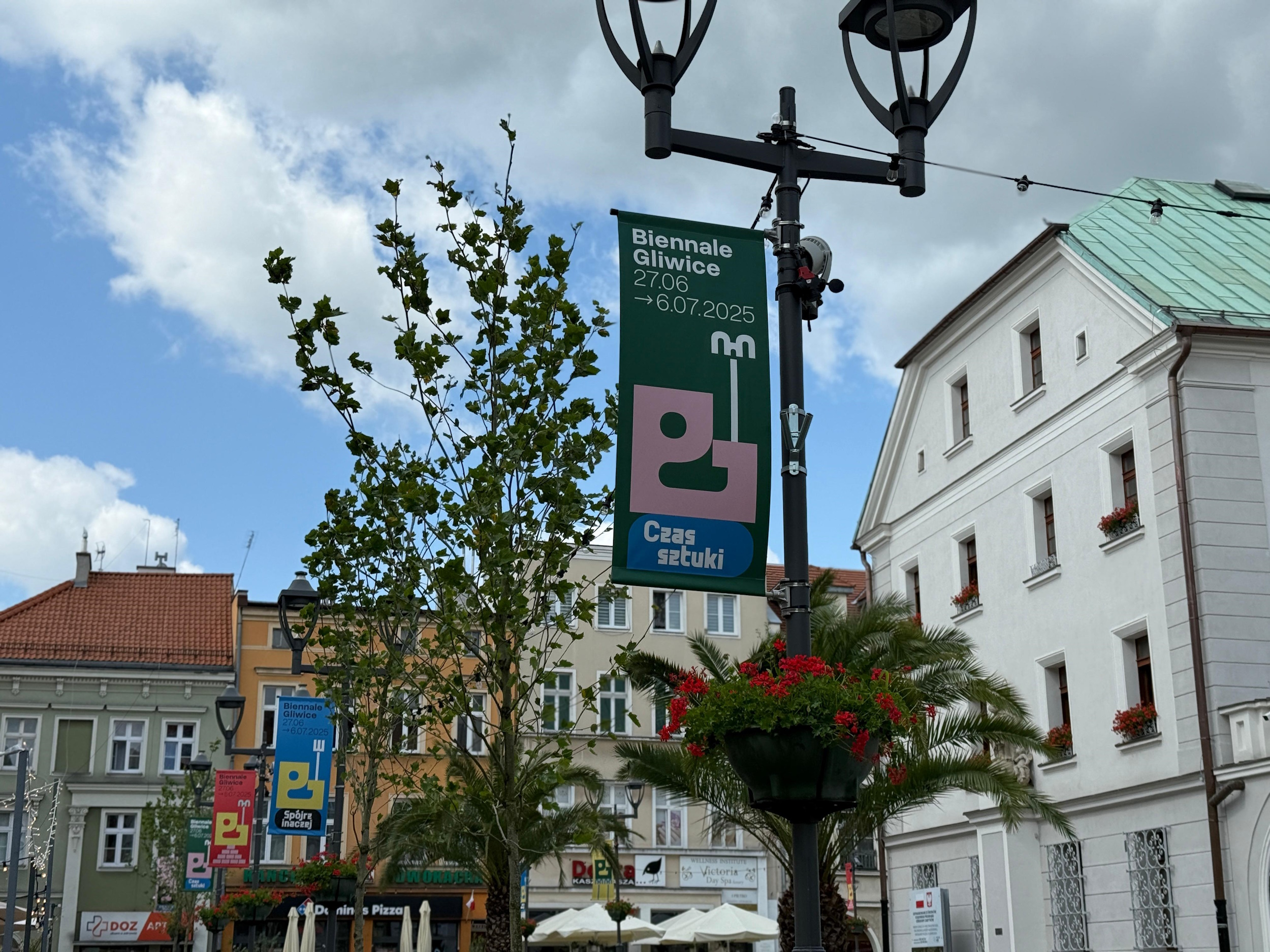 Fot. K. Róg/UM w Gliwicach Plakat Biennale Gliwice na Rynku
