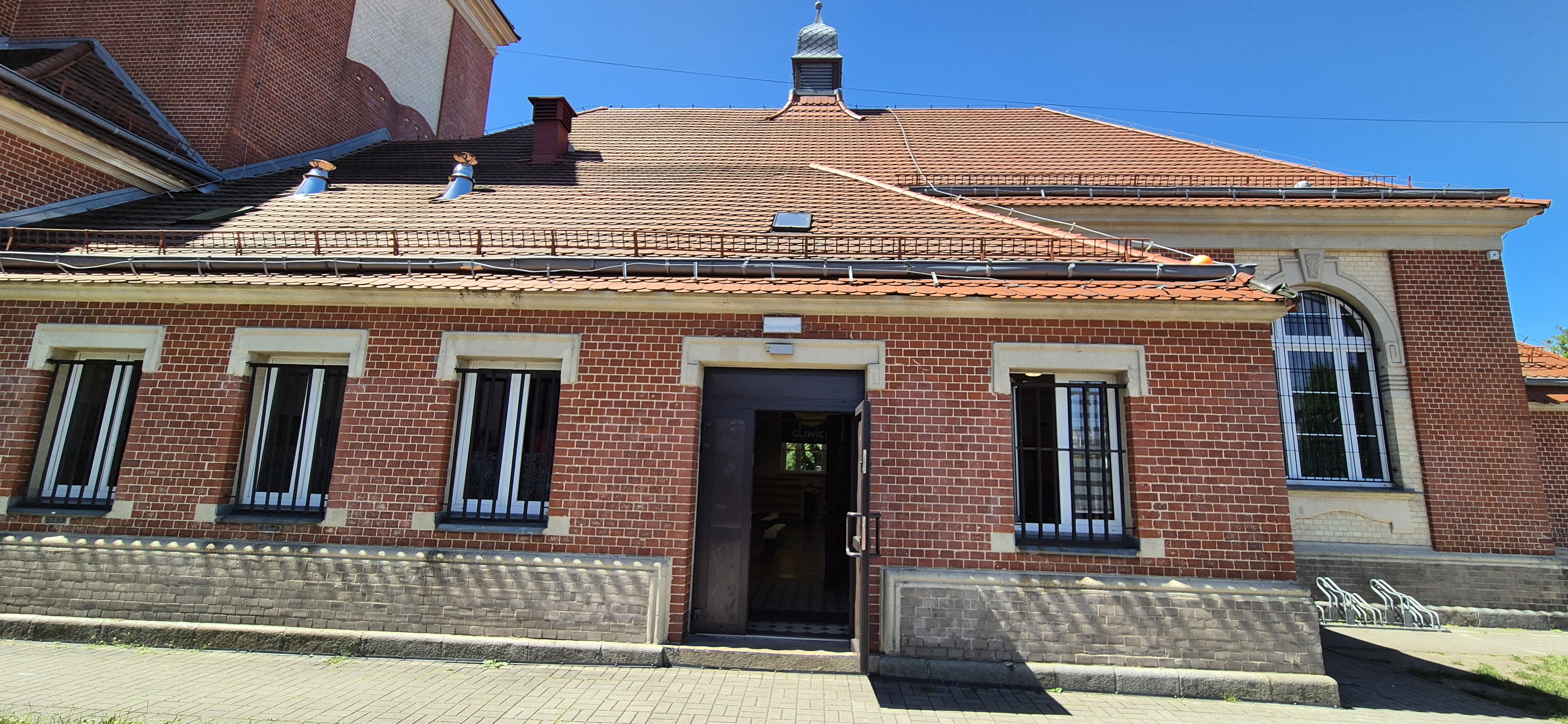 źródło: ZSP nr 9 Sala gimnastyczna przy ZSP nr 9