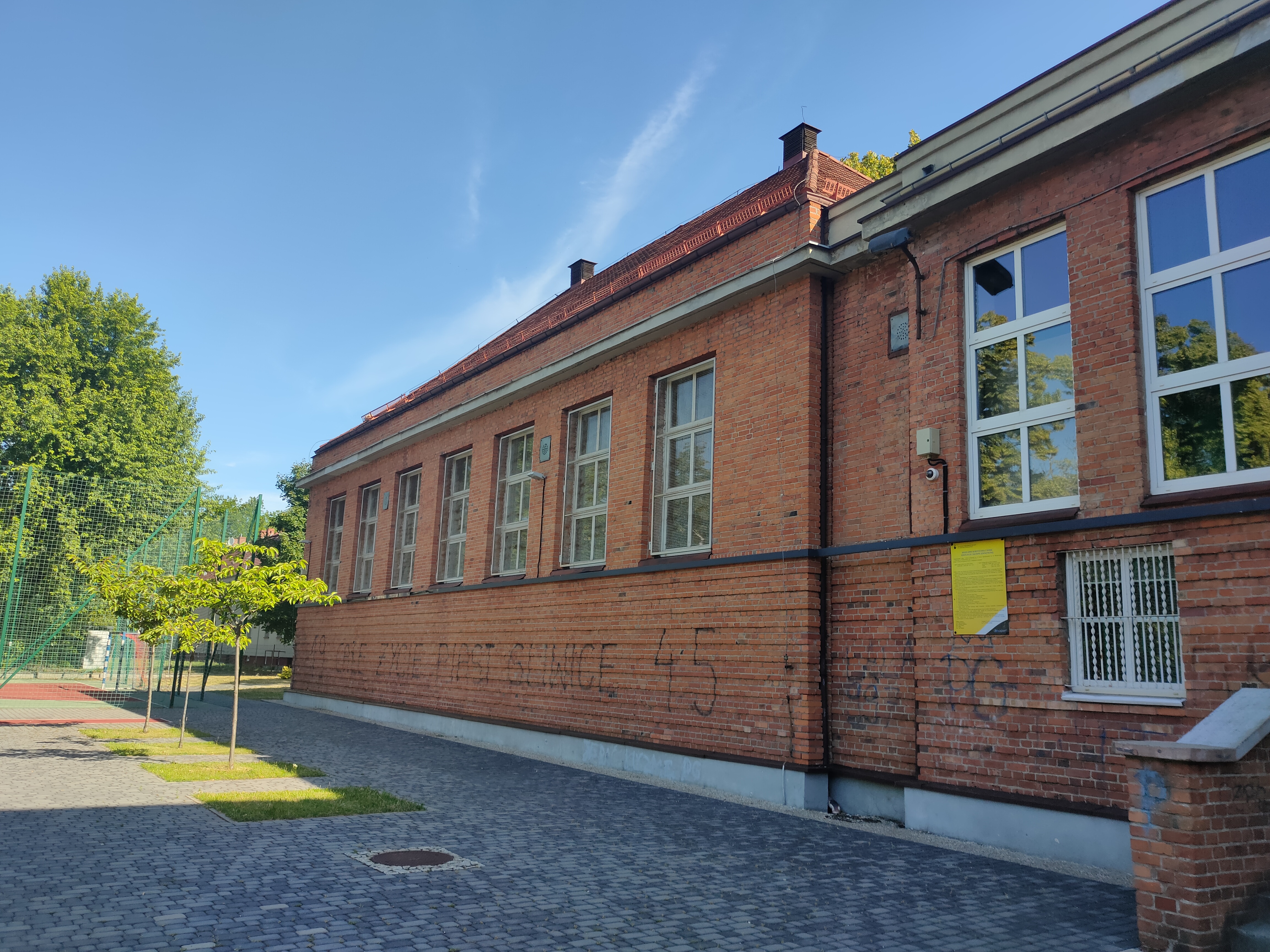 źródło: LO nr 2 Sala przy LO nr 2