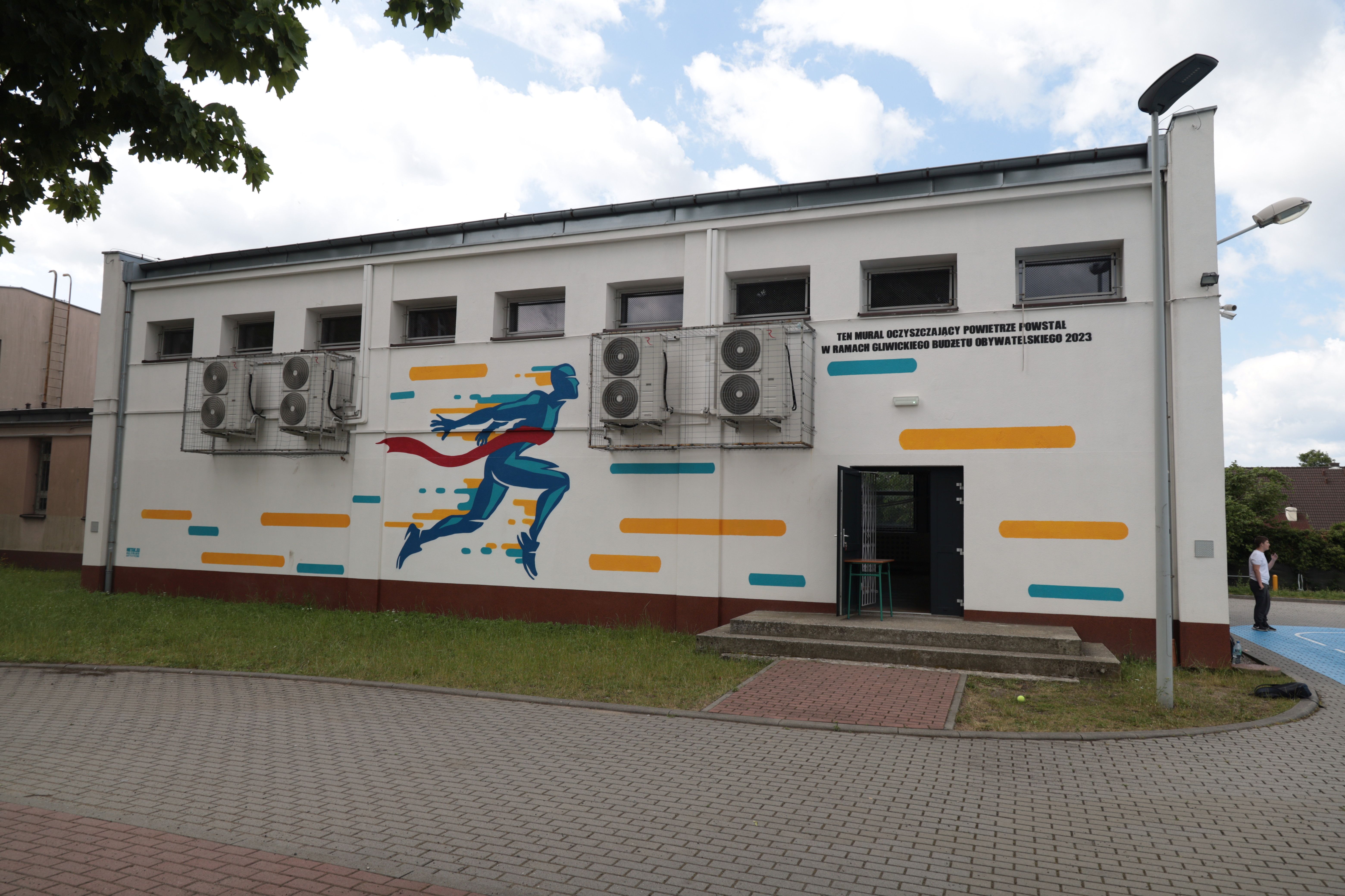 źródło: ZSP nr 11 Sala gimnastyczna przy ZSP nr 11