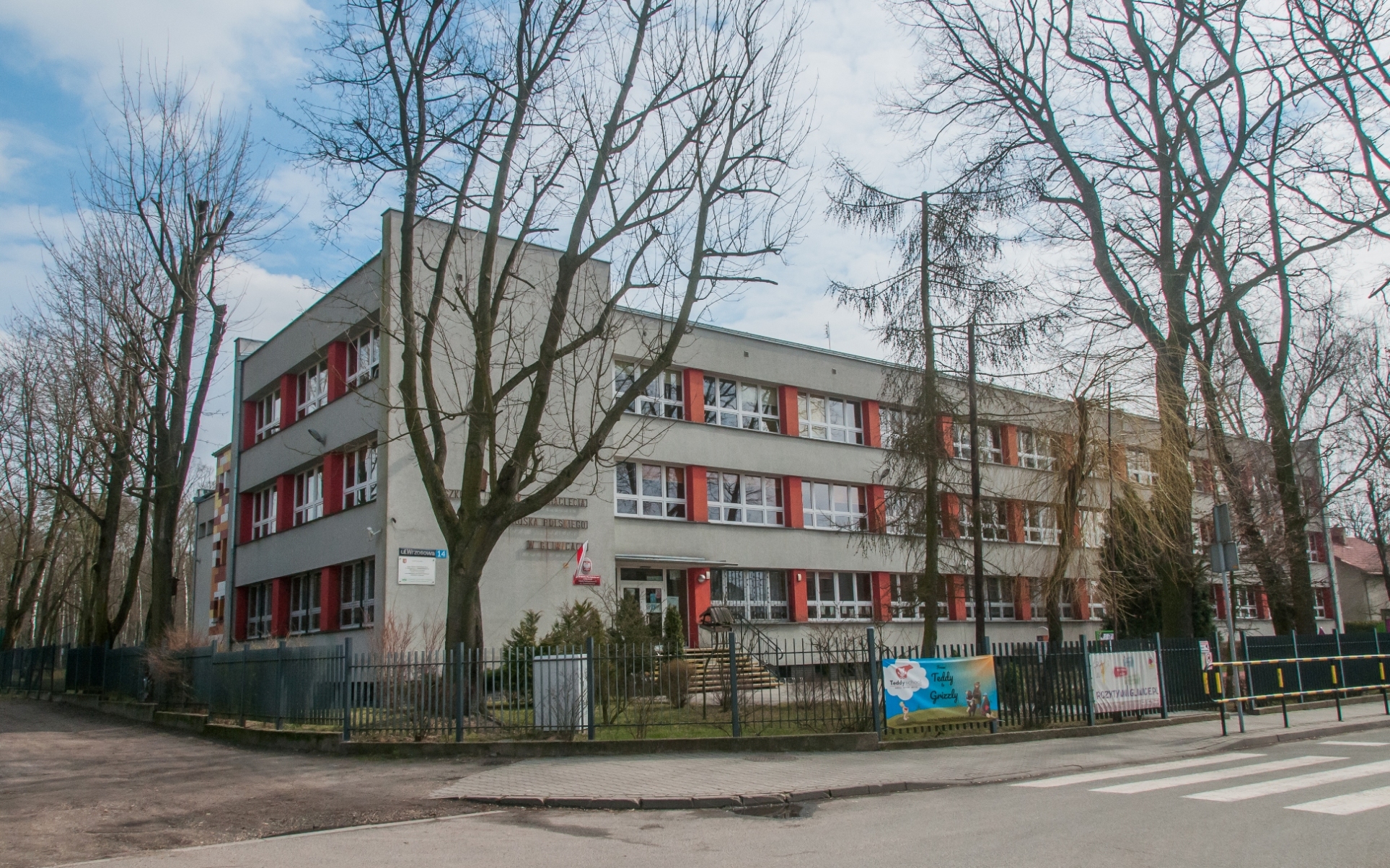  Szkoła Podstawowa nr 32 im. Wojska Polskiego w ZS-P nr 9