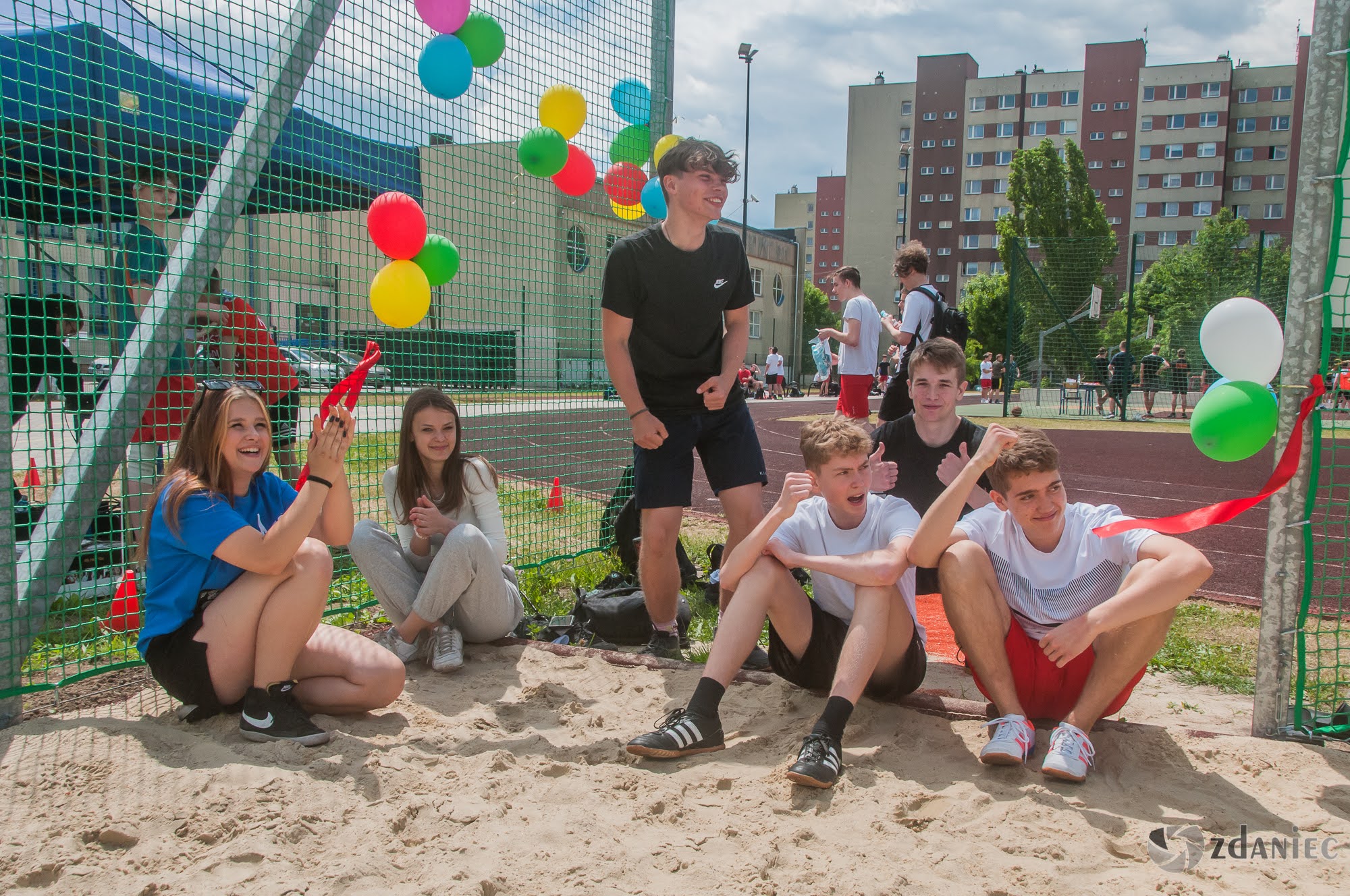 Otwarcie boiska do siatkówki plażowej w Zespole Szkół Łączności w Gliwicach