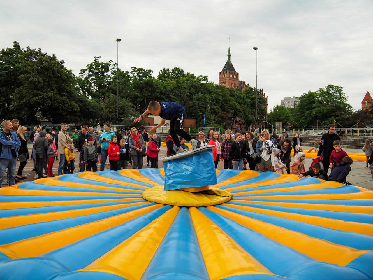 dmuchaniec na pl. Krakowskim