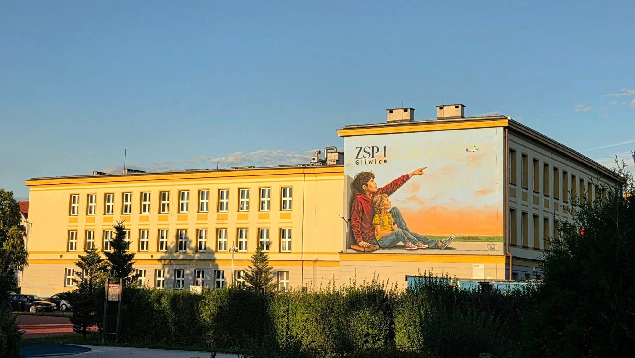 Szkoły i przedszkola z widokiem na sztukę? To (i nie tylko) dają murale