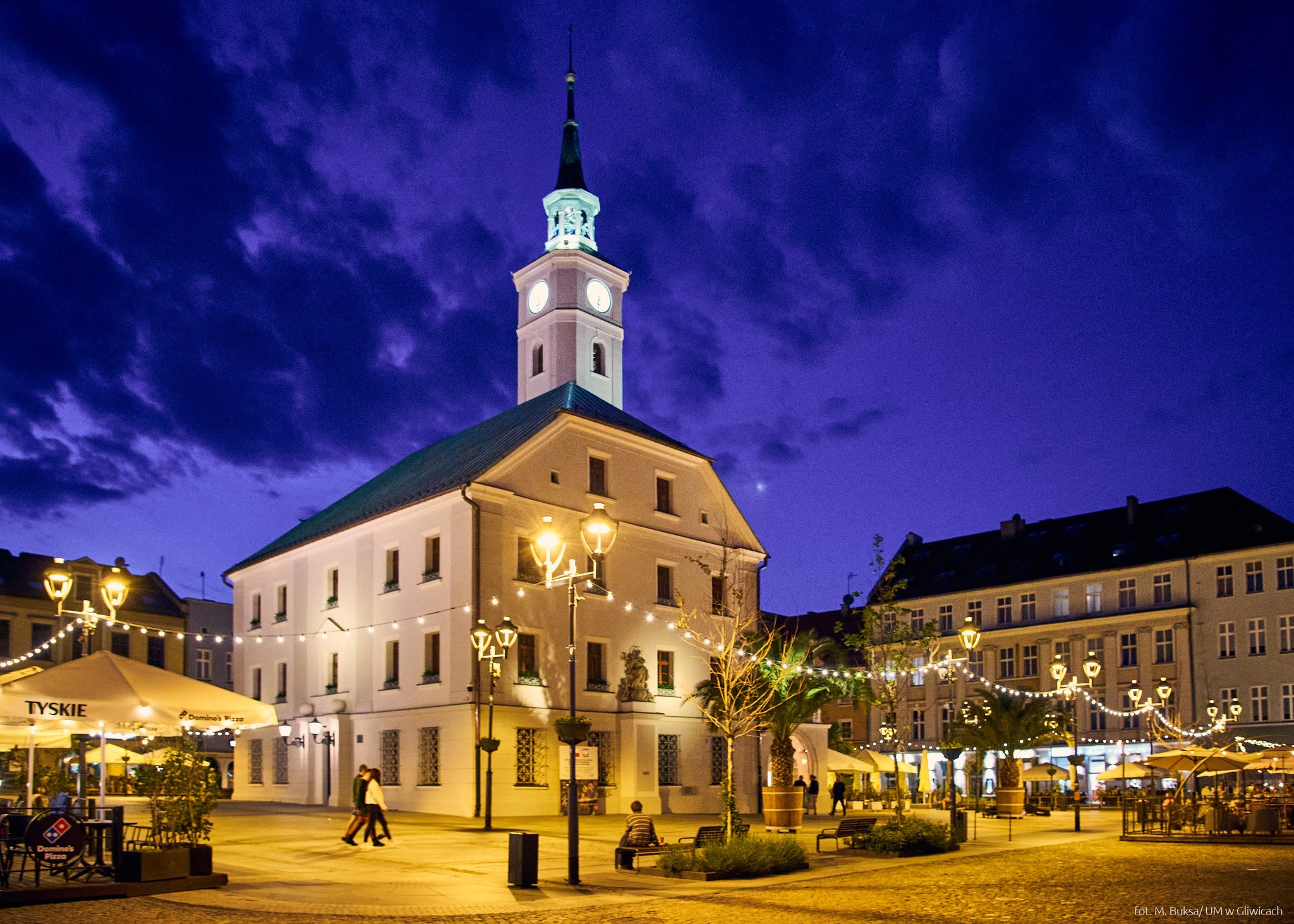 Noc bez procentów. Debata i konsultacje społeczne w sprawie ograniczenia nocnej sprzedaży alkoholu  