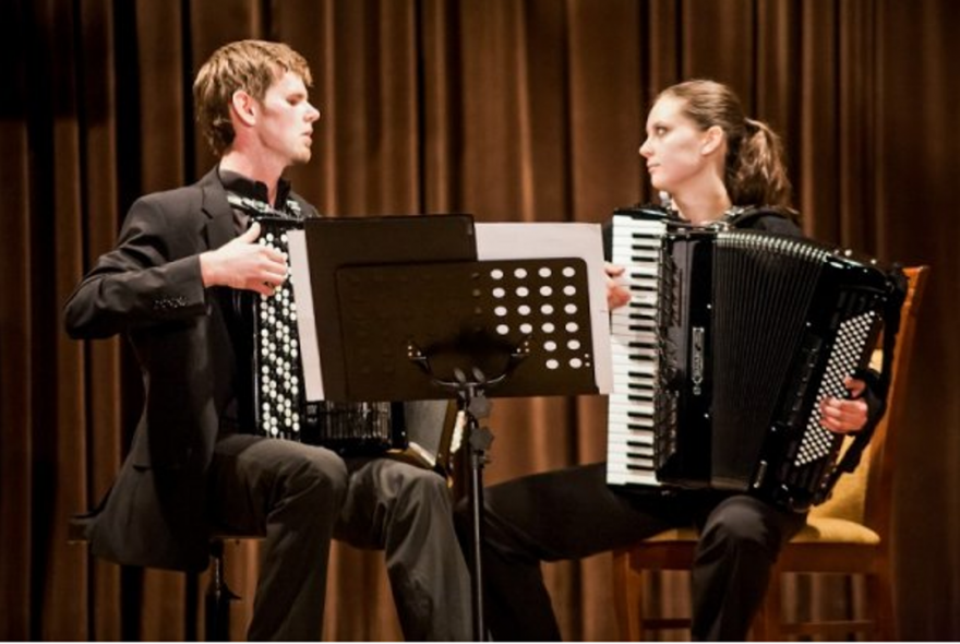 Duo Accosphere