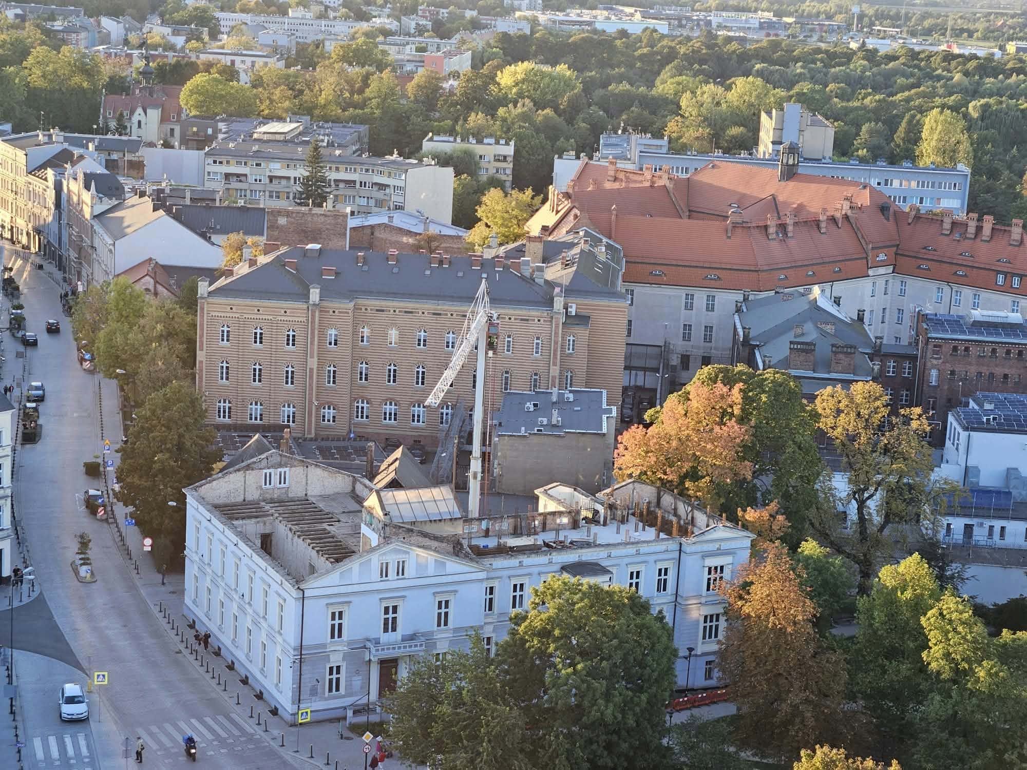 W dawnych zabudowaniach Państwowej Szkoły Muzycznej przy ul. Siemińskiego 6 i 6a powstaje nowa siedziba Centrum 3.0 – Gliwickiego Ośrodka Działań Społecznych