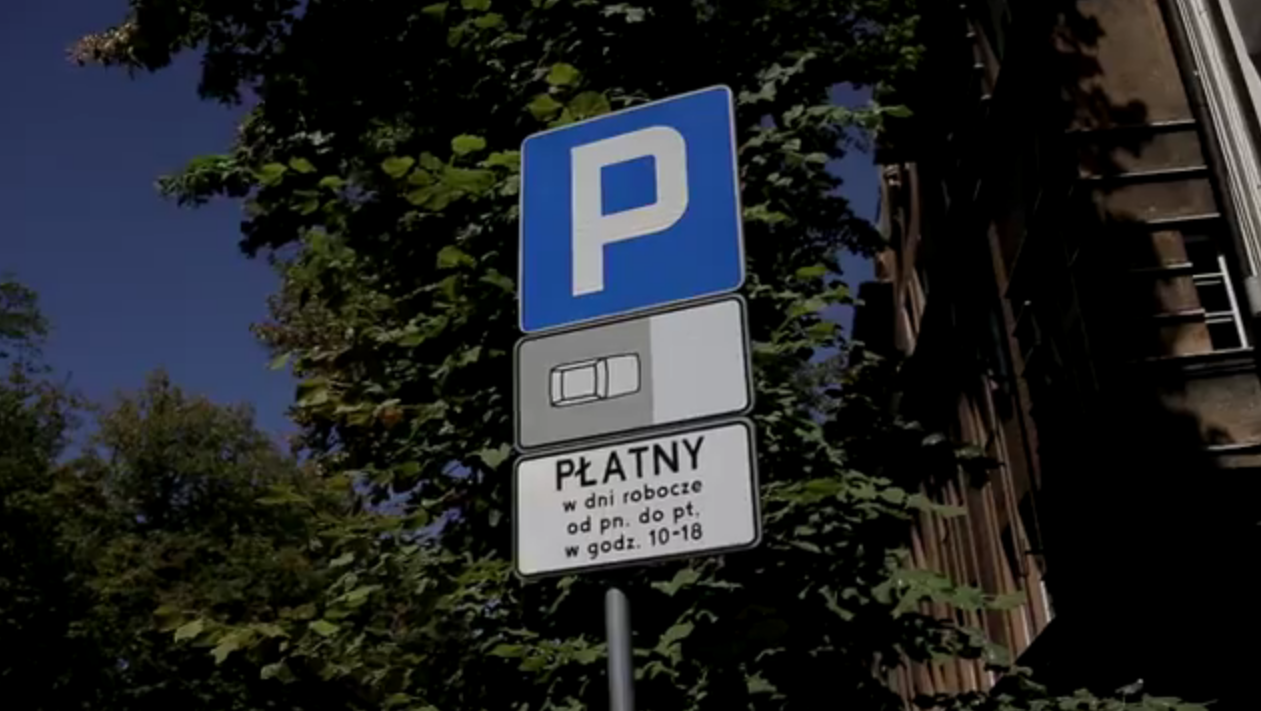 zdjęcia naku: strefa płatnego parkowania