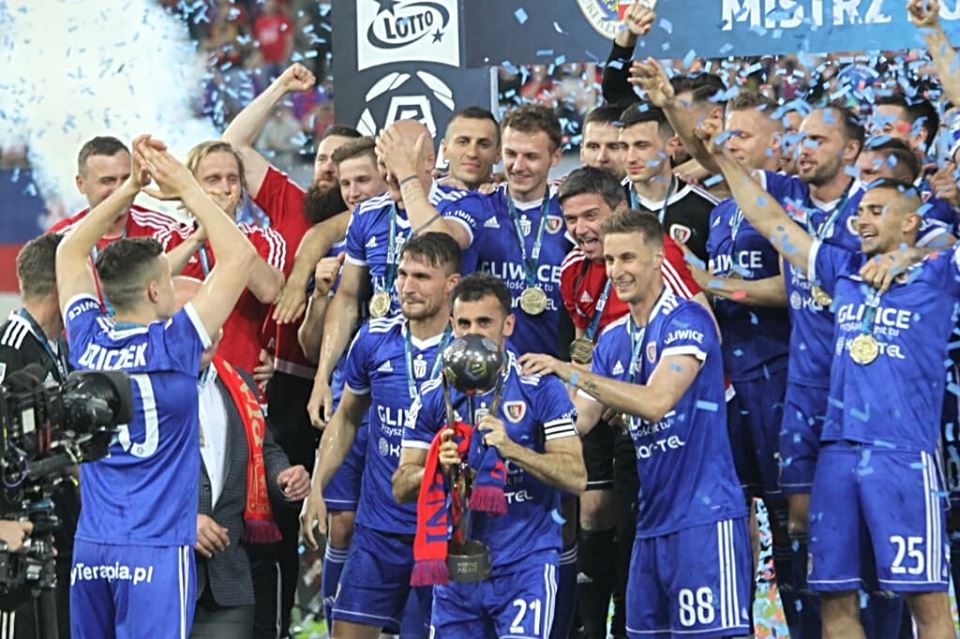 PIAST