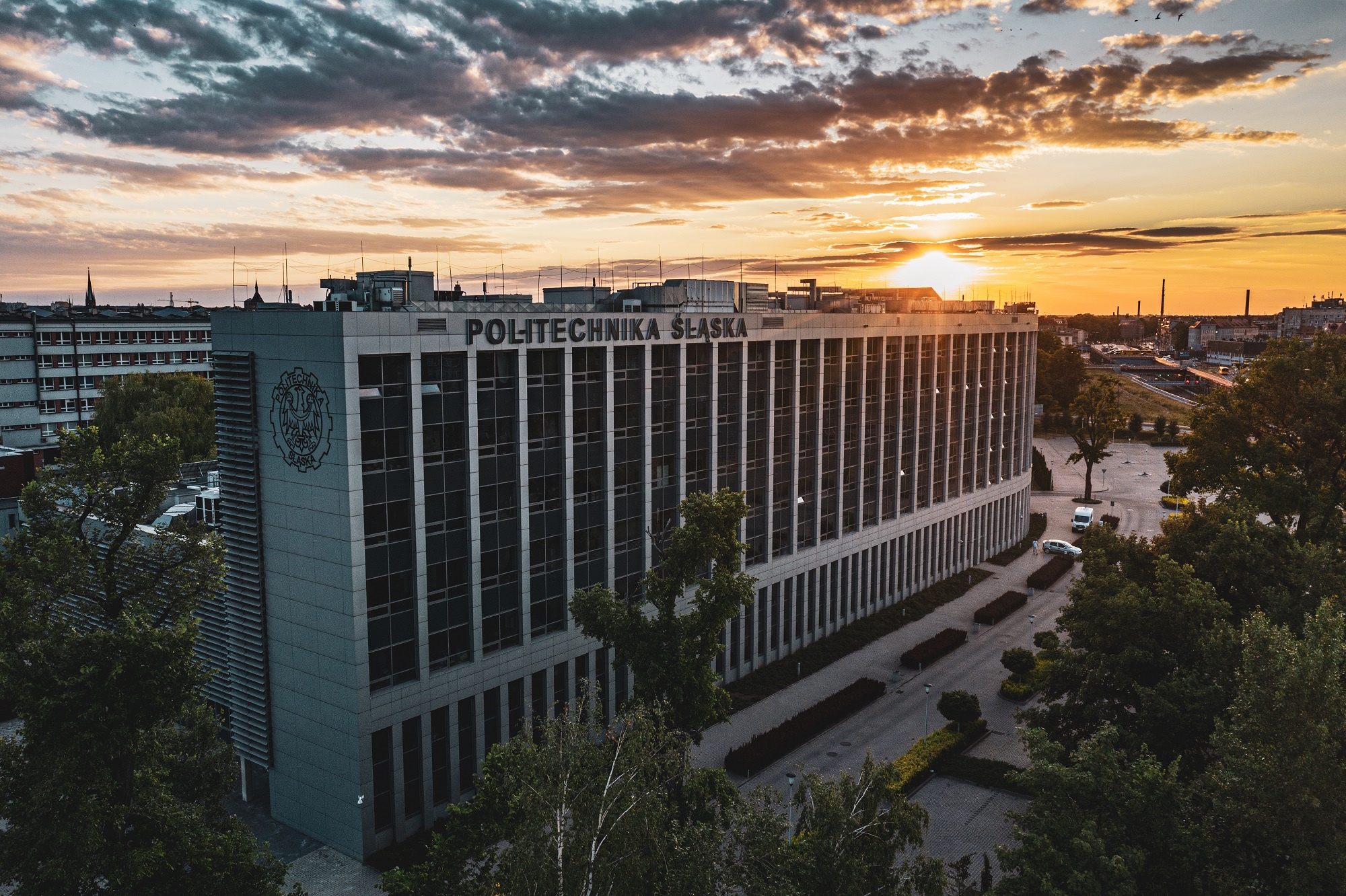 Politechnika Śląska w ścisłej czołówce Rankingu Perspektywy 2025 – lider nauki na Śląsku