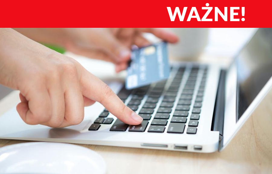 dłoń wystukująca kod na klawiaturze